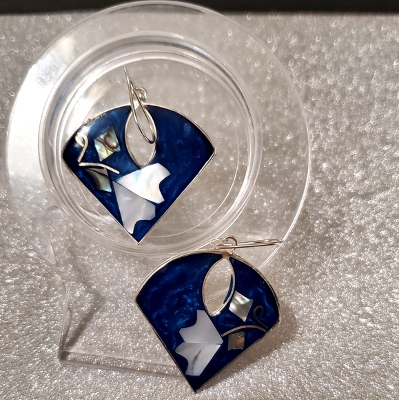 NEW Abalone Shell Earrings - Picture 2 of 2